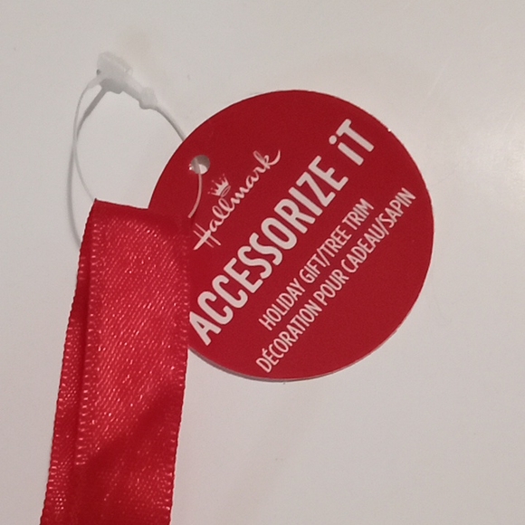 Hallmark Accessories it, Hallmark red sequin wreath ornament qty:1 - Picture 3 of 6